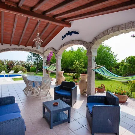 Villa Funtana Cortese