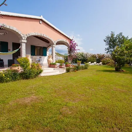 Funtana Cortese Villa