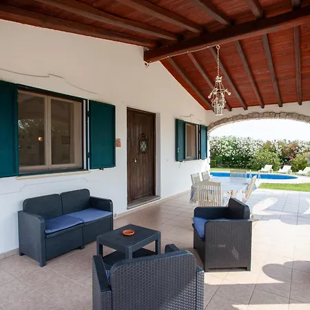 Funtana Cortese Villa *